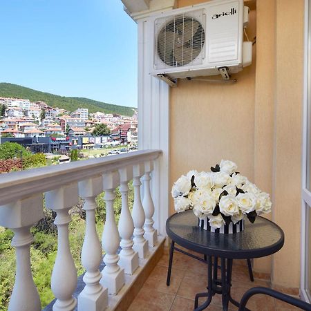 Villa Sardinia And Spa สวิติ วลัส ภายนอก รูปภาพ